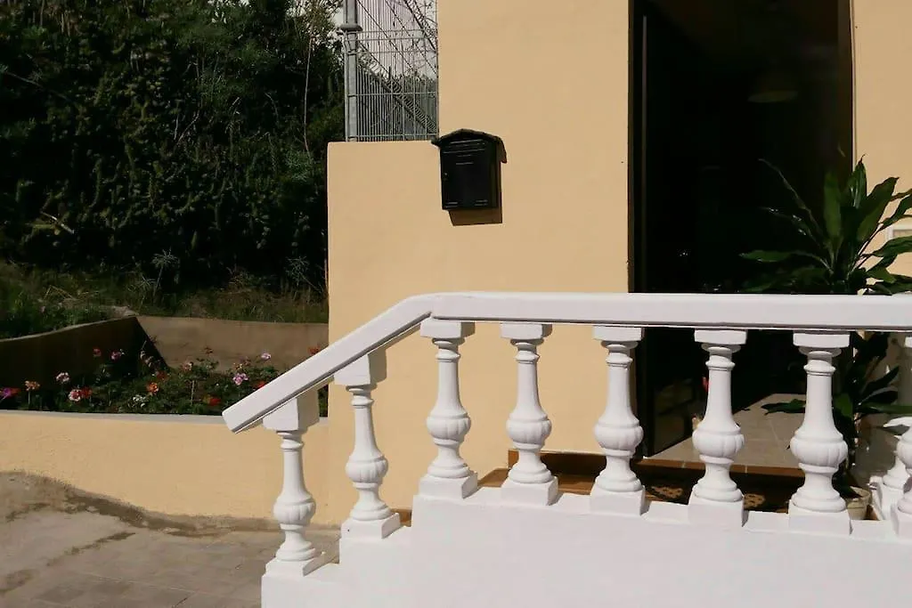 Vila Casa El Cercado Santa Cruz de Tenerife 0*,  Španělsko